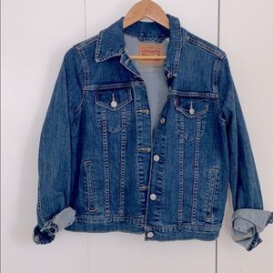 Levi Denim Jacket - Women’s Large, worn twice